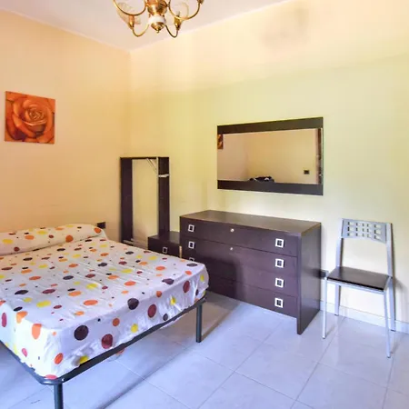 2 Bedroom Beautiful Apartment In Badolato Apartment *